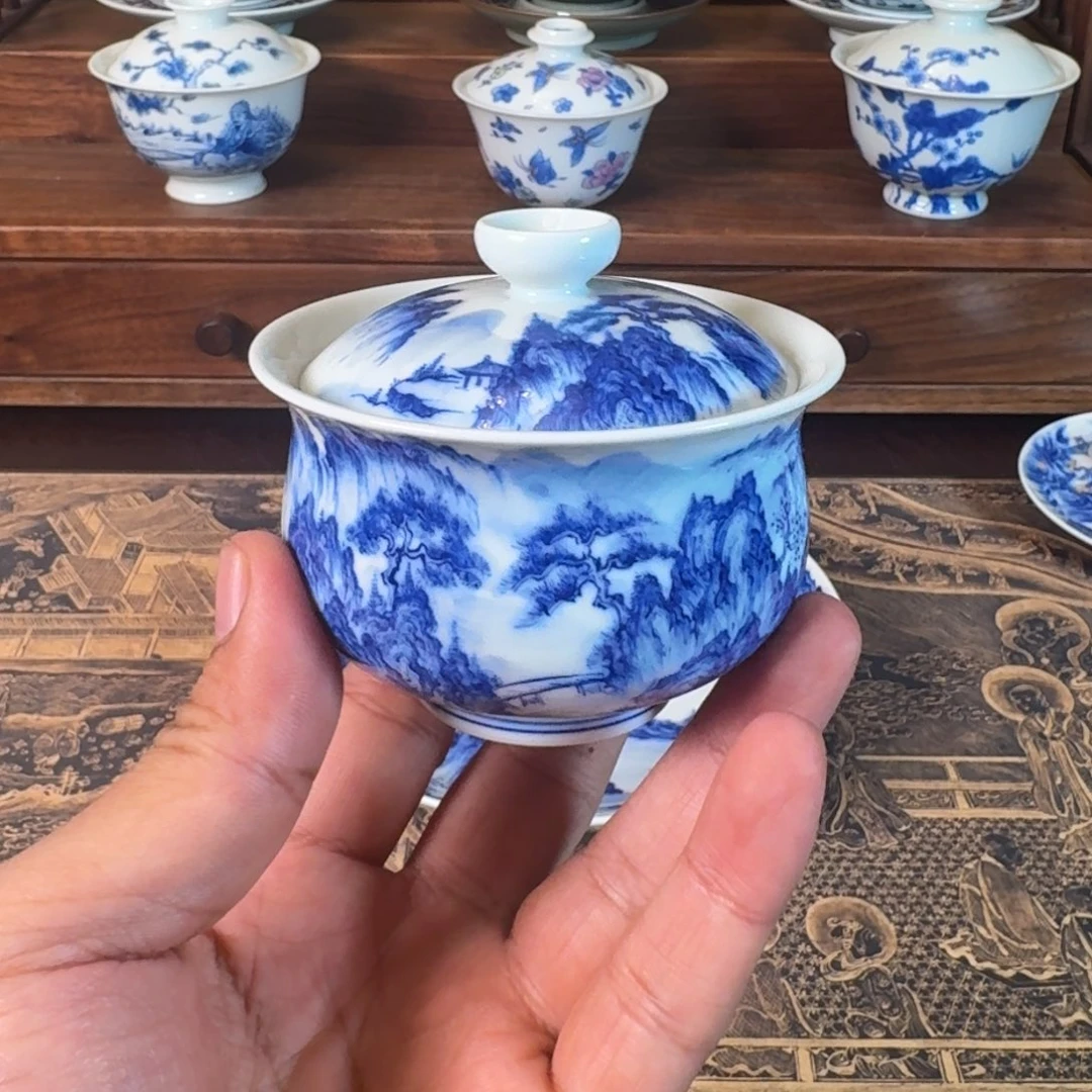 景德镇全手工手绘青花山水两才盖碗