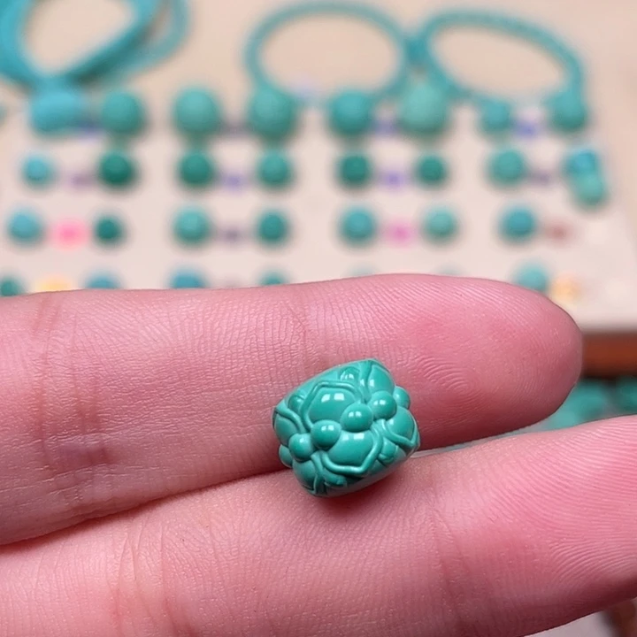 云见匠心手工雕刻配饰，尺寸11