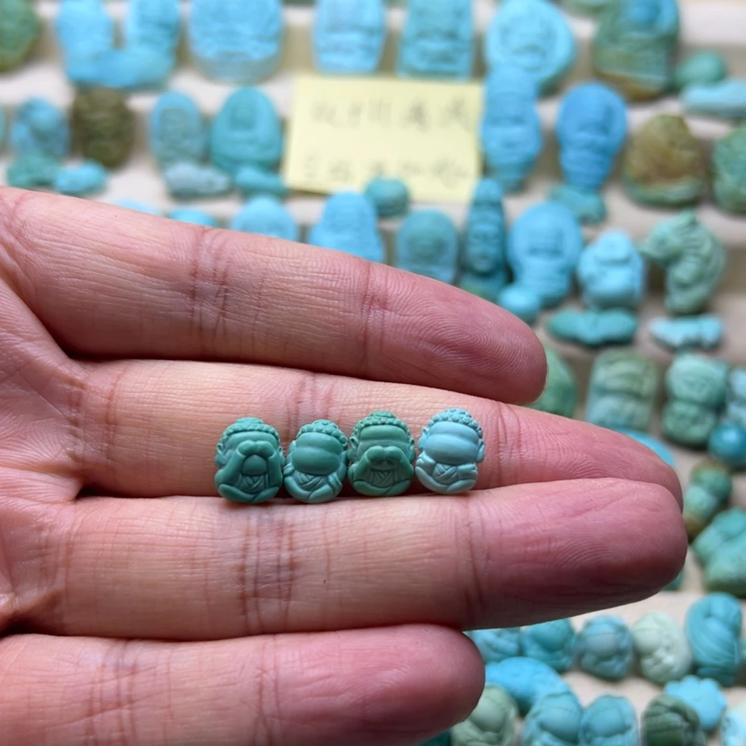 未镶嵌绿松石颈饰