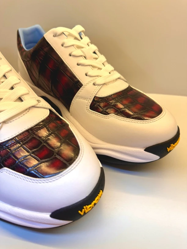 2025新款擦色鳄鱼皮老爹鞋轻奢鳄鱼皮休闲男鞋重工鳄鱼皮休闲鞋