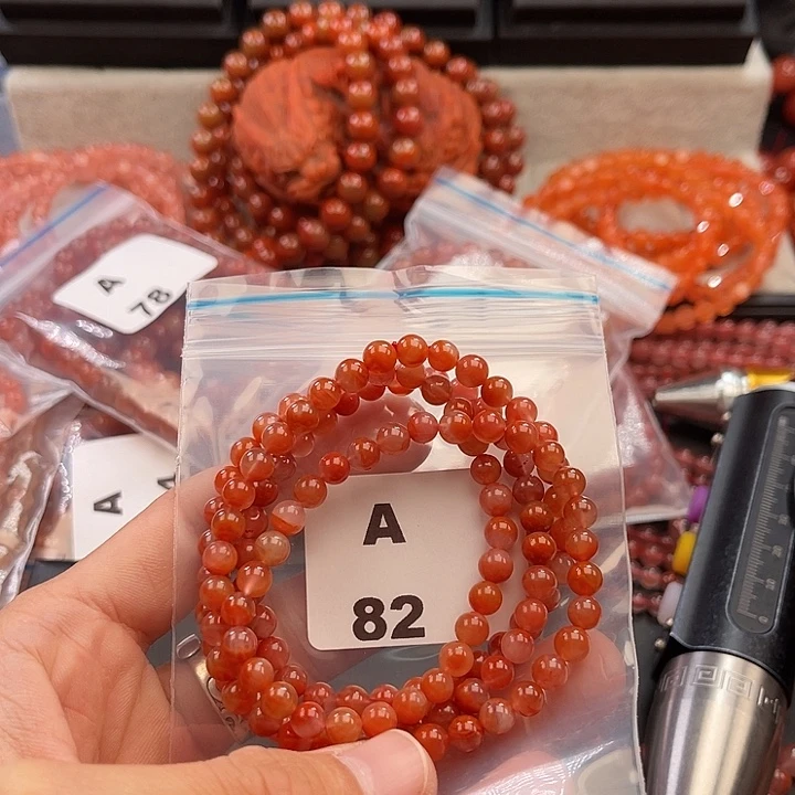 南红玛瑙未镶嵌多样性发货默认微瑕称重5mm