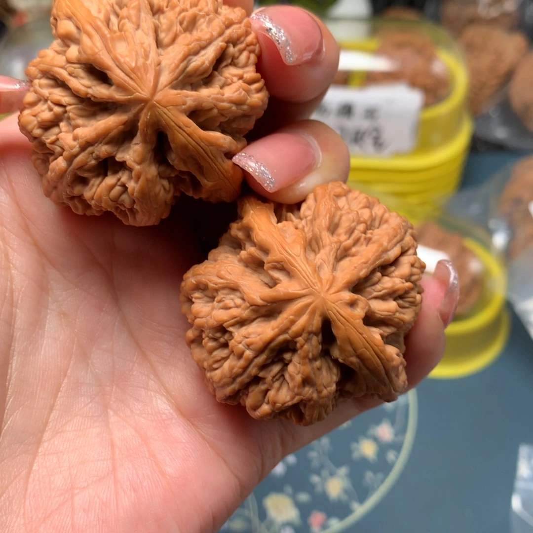 黎***草文玩核桃把件44-20914-1