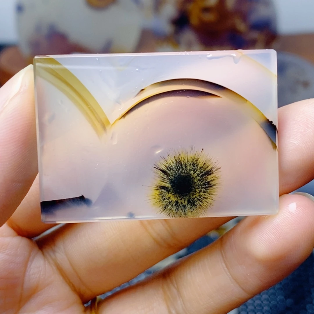 玛瑙/玉髓未镶嵌珠宝奇石