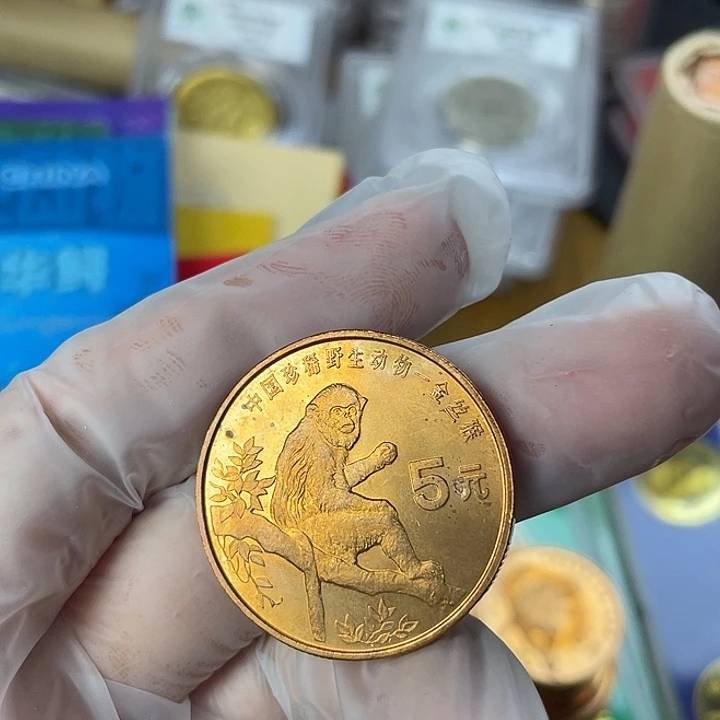 兰***衣其他普通金属氧化的金丝猴。001