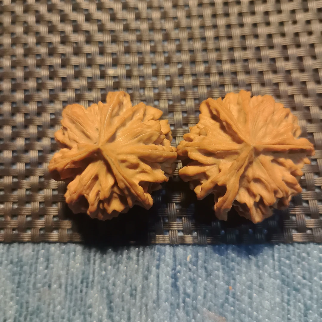 文玩核桃把件岐山三棱