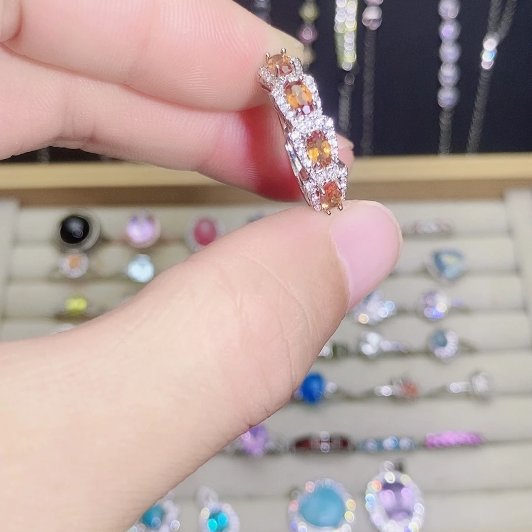银S925镶嵌戒指石榴石（芬达石）