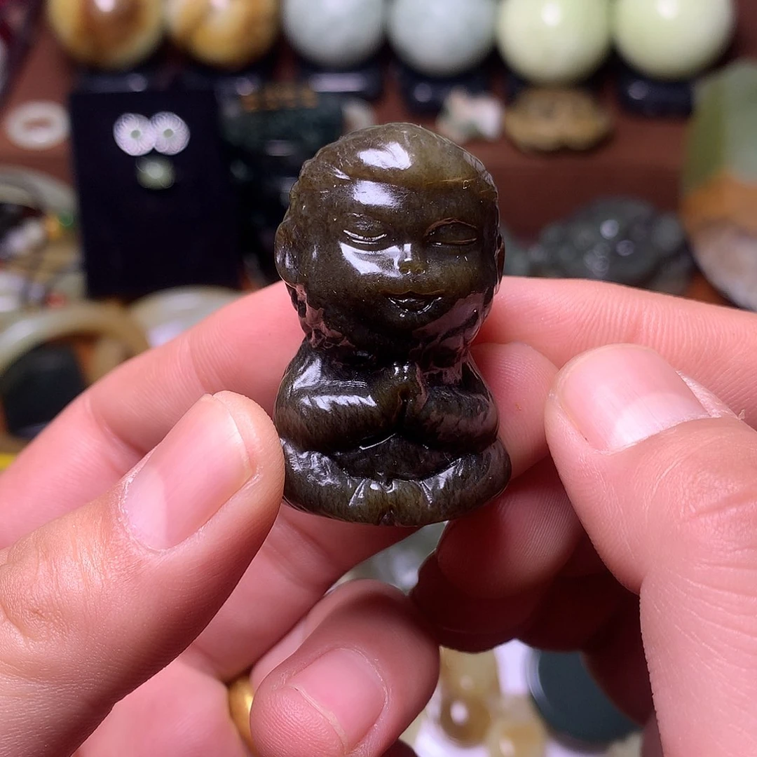 未镶嵌和田玉把件