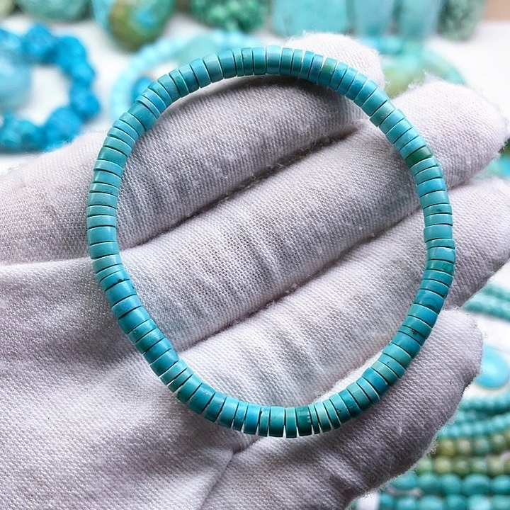 绿松石配饰未镶嵌