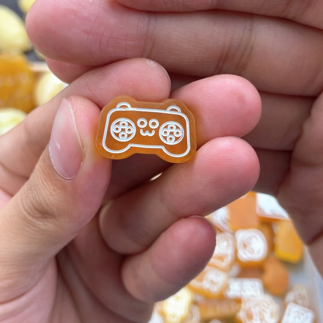 琥珀未镶嵌裸石蜜蜡