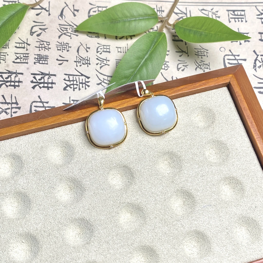 18K和田玉方糖吊坠-约18*9mm-AD25120206-SY-多样性发一