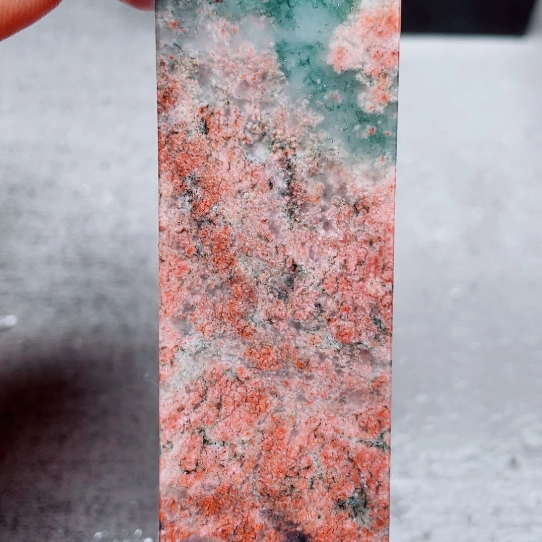 玉桂林鸡血玉印章镇尺