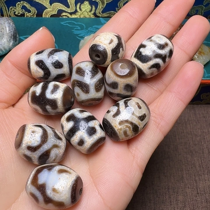 已***置和田玉（糖玉）未镶嵌颈饰