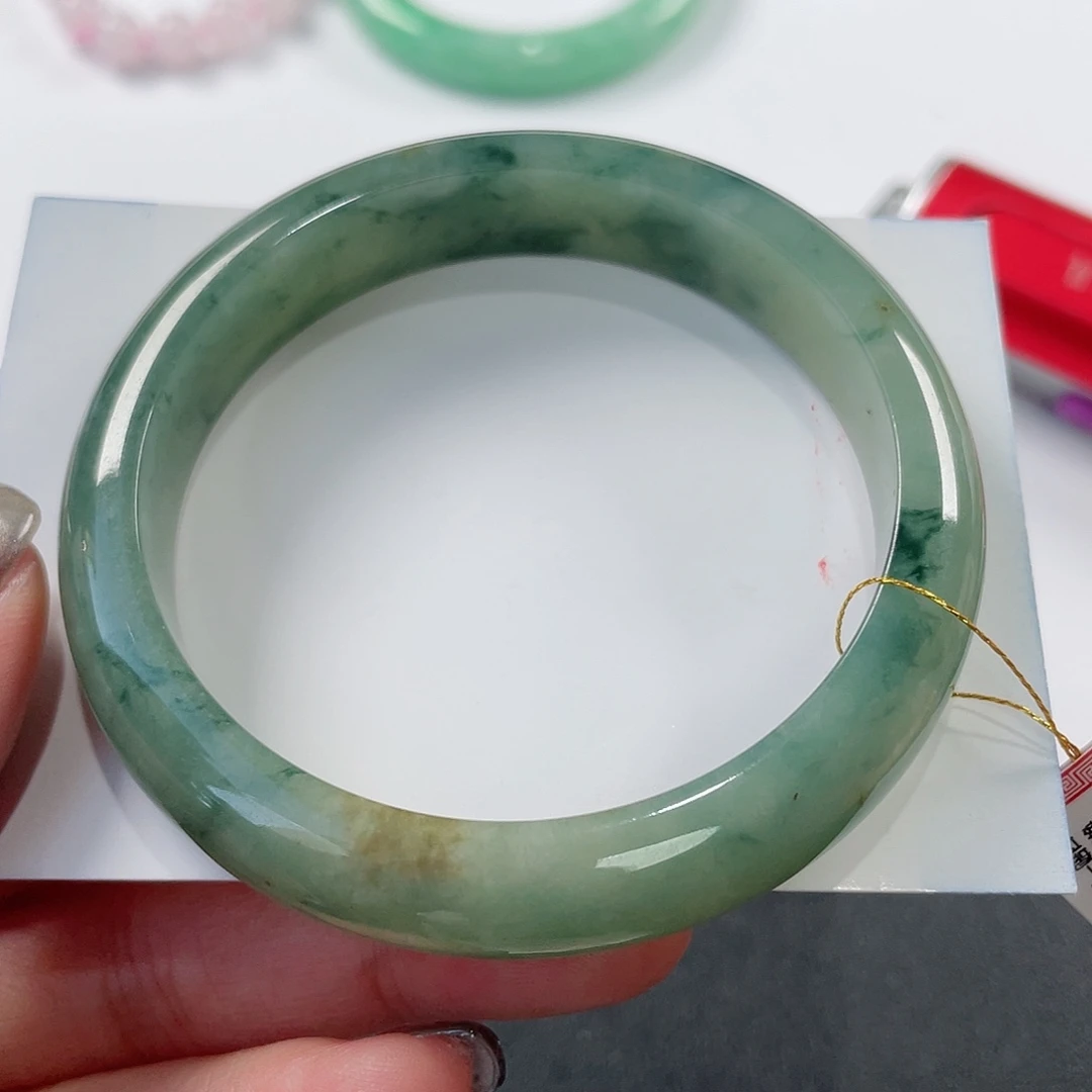 翡翠未镶嵌手镯手镯
