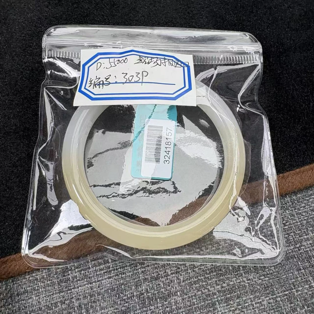 F3039新疆高货和田玉糖白色手镯（多样性发一）