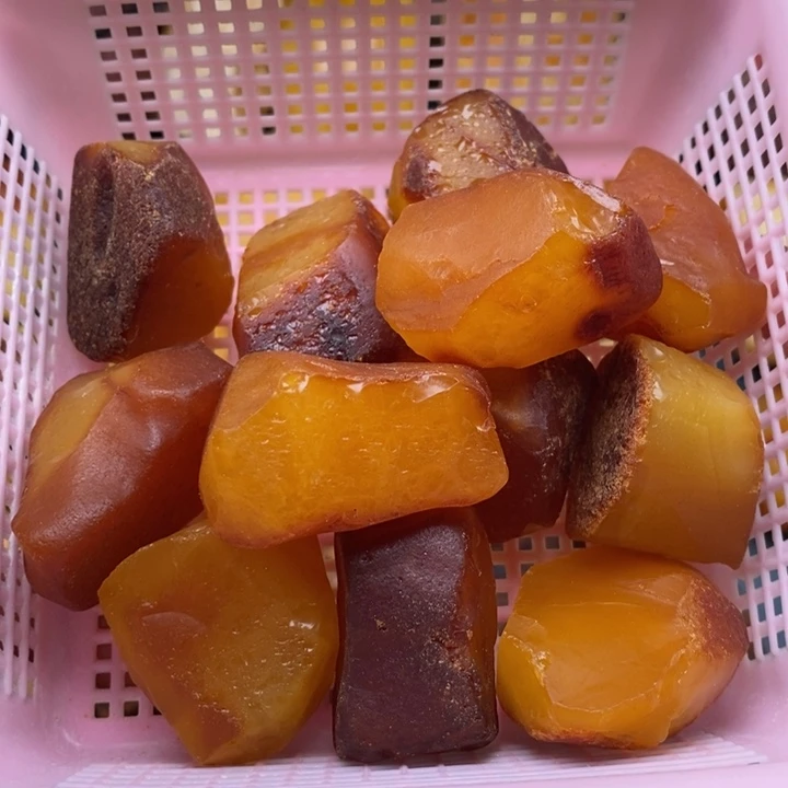 定制蜜蜡未镶嵌18鸡油红手串