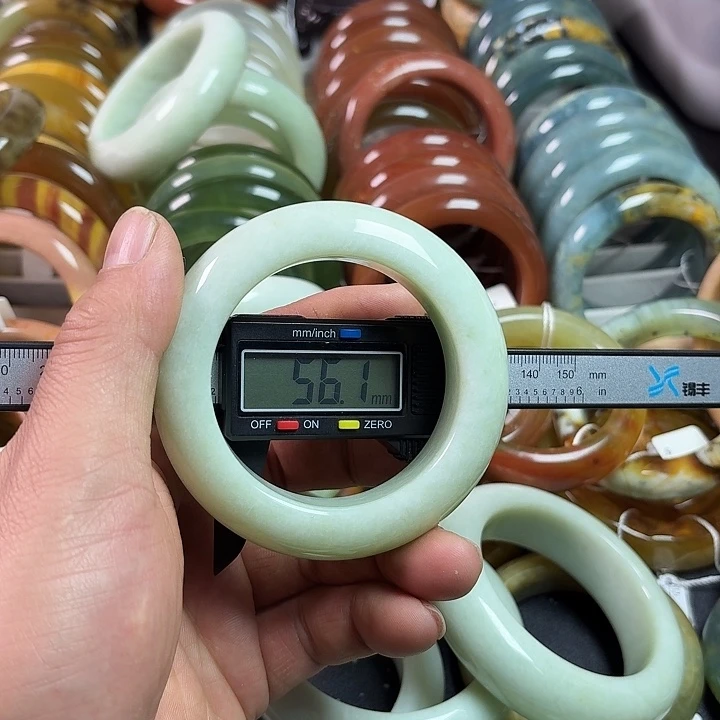 蛇纹石玉合金手镯