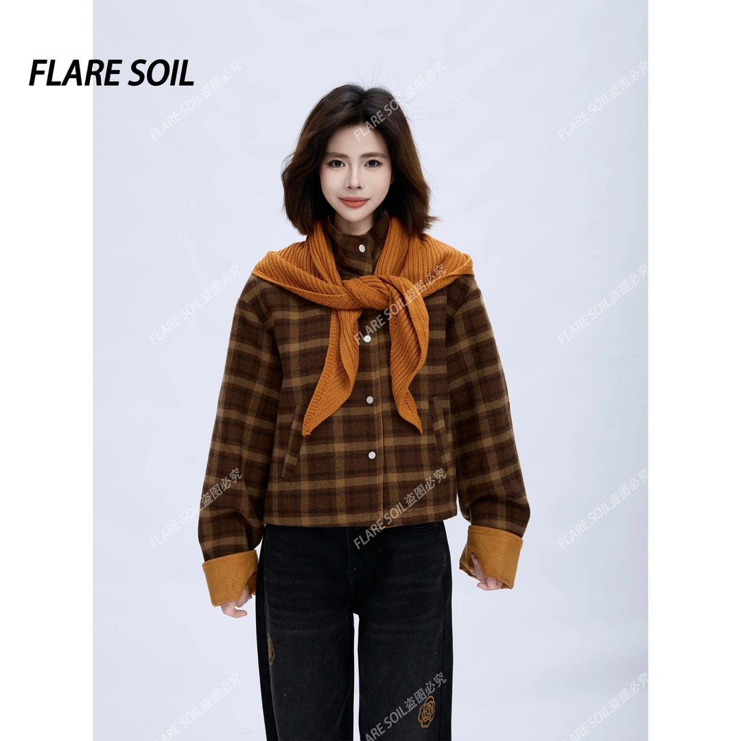 【FLARE SOIL】休闲格子外套披肩穿搭立领短外套保暖开衫 T4957A