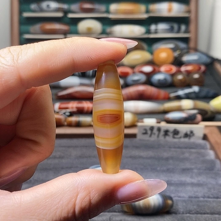 幸***发玛瑙/玉髓未镶嵌吊坠(不含链)