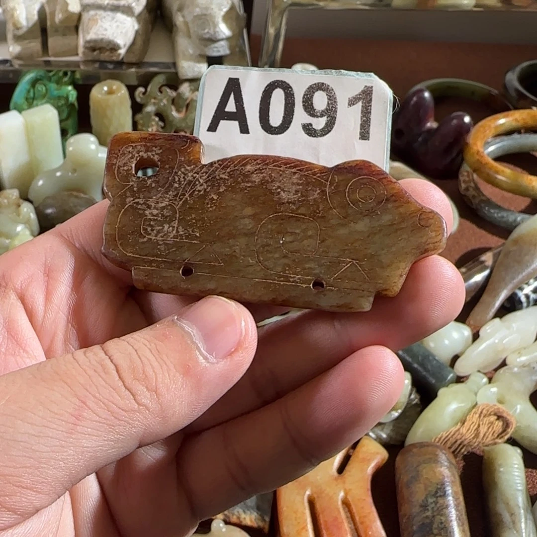 颈饰未镶嵌和田玉