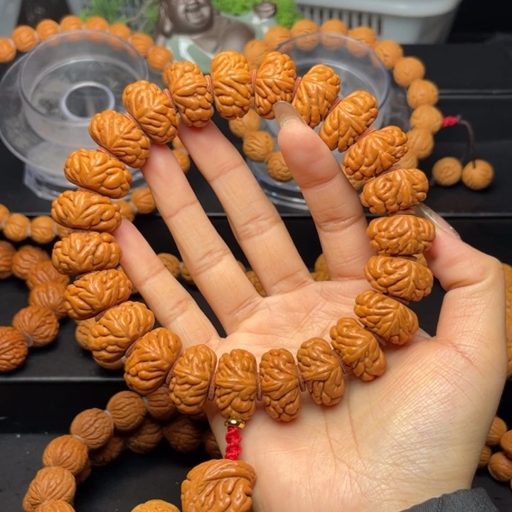 桃核手串H****n21尺寸飞碟豹子头（17号链接）