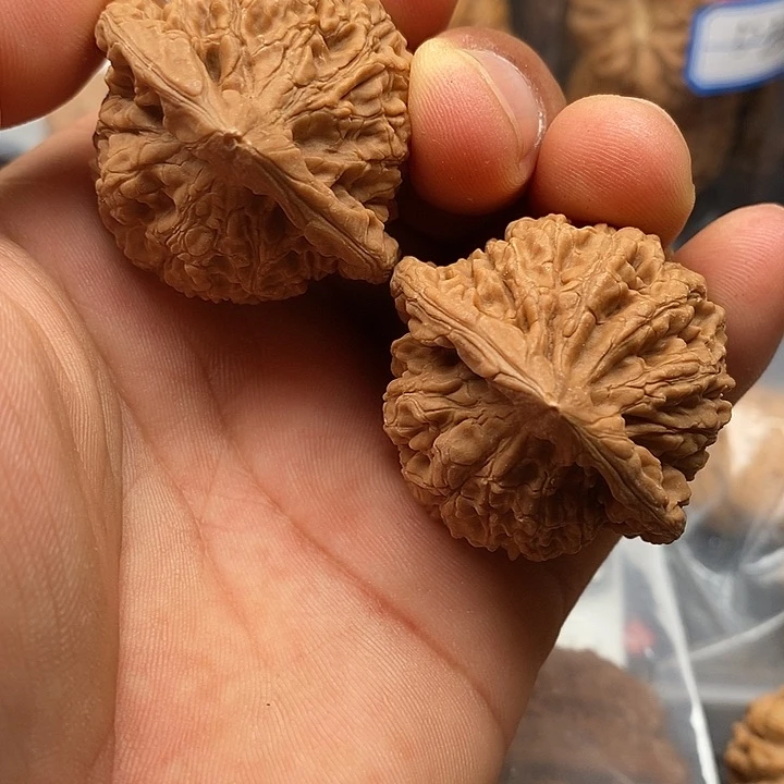 文玩核桃把件官帽