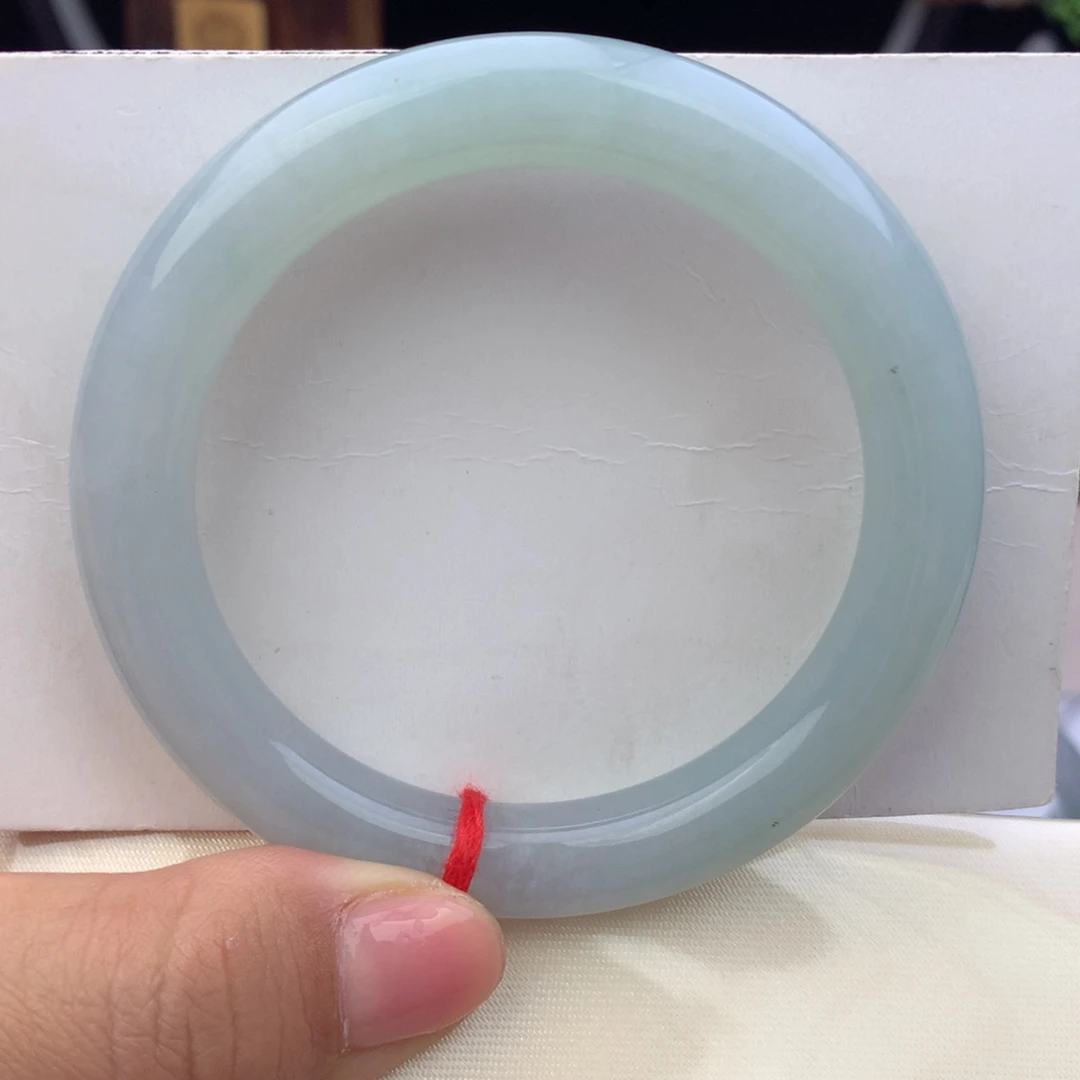 未镶嵌手镯（圆镯）翡翠纯天然