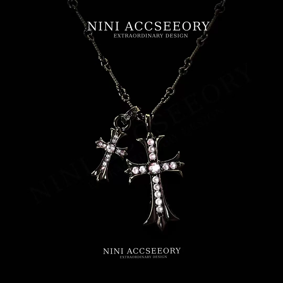 『黑白混沌』潮奢欧美嘻哈双十字架吊坠个性精致吊坠项链