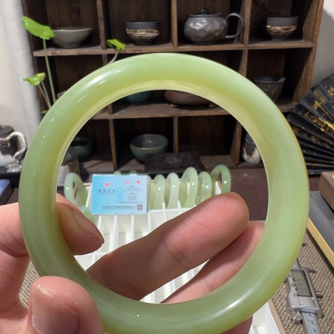 岫玉合金手镯纯天然