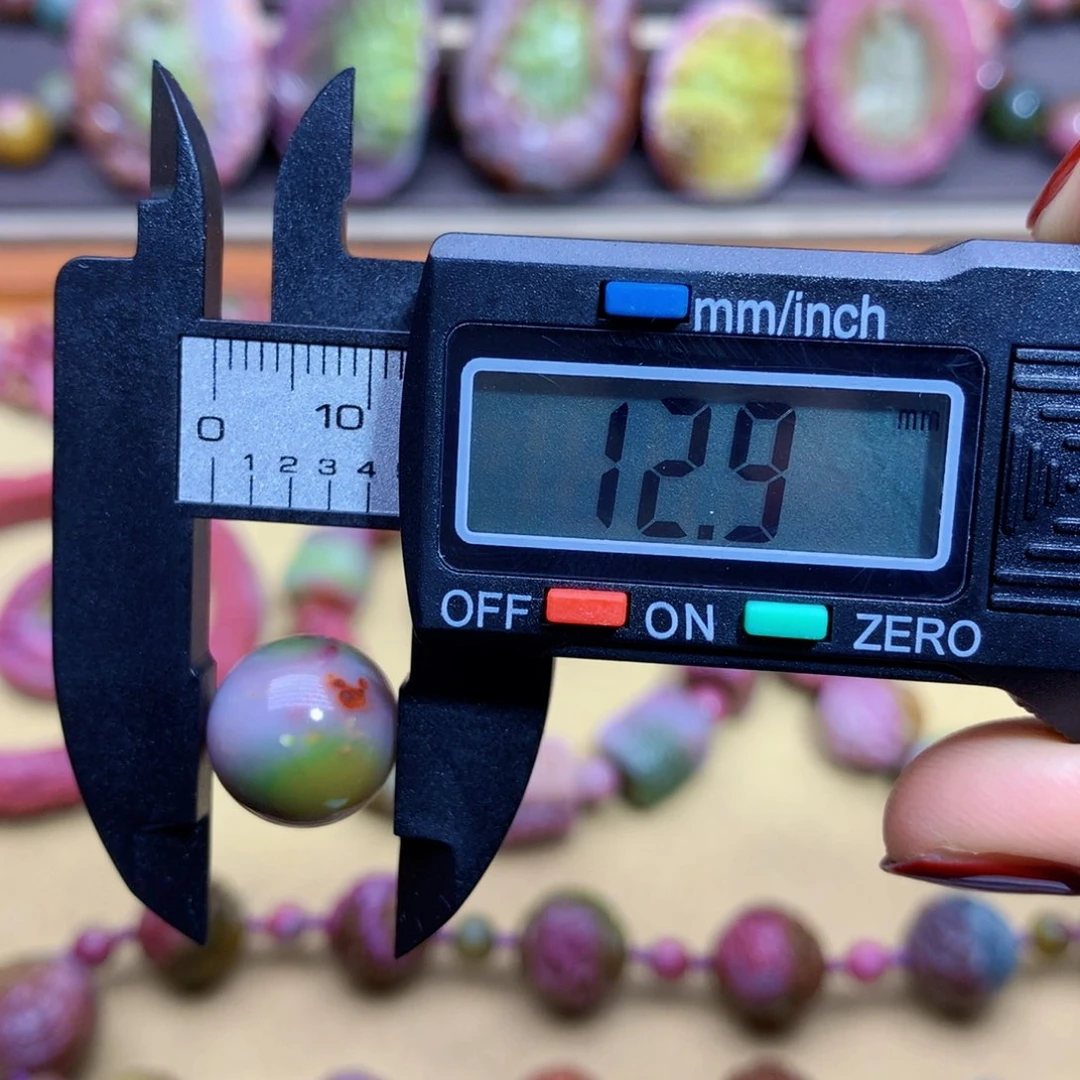 玛瑙未镶嵌挂件盐源