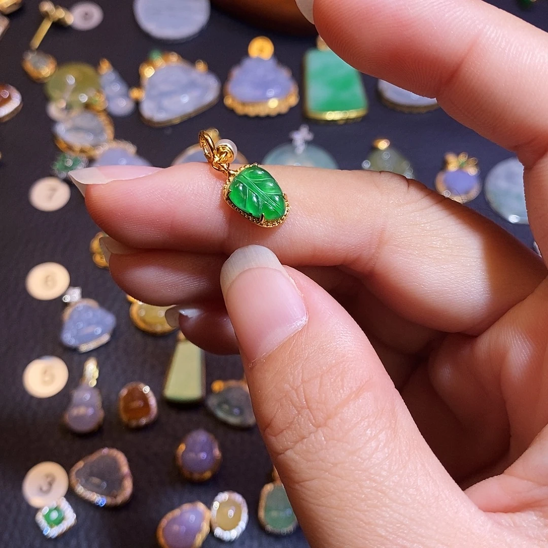 翡翠银S925镶嵌颈饰