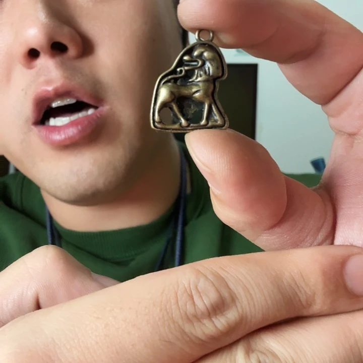 好看的好看看看看看看看啊雪狮子啊好看