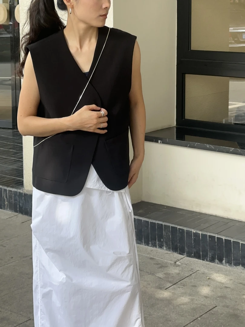 【隐外女装】百搭V领四季款设计感时髦复古风马甲