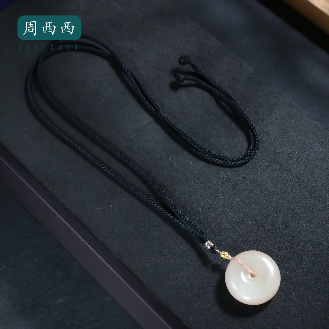 周西西精美珠宝和田玉藕粉平安扣18k金项链温柔多样性发货16477
