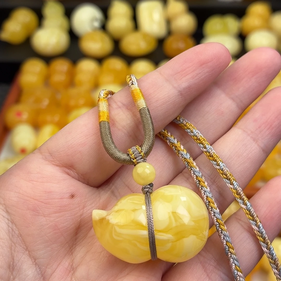 蜜蜡未镶嵌毛衣链蜜蜡