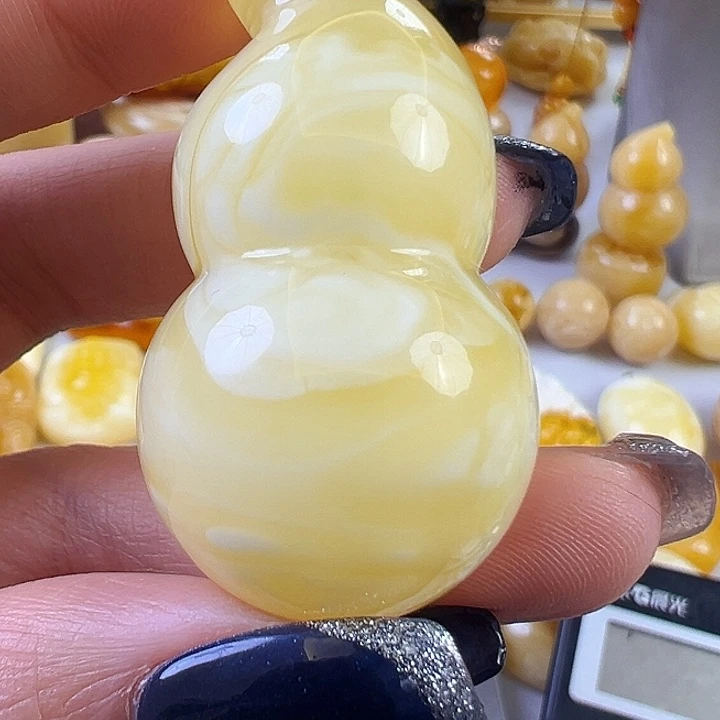 蜜蜡颈饰未镶嵌蜜蜡