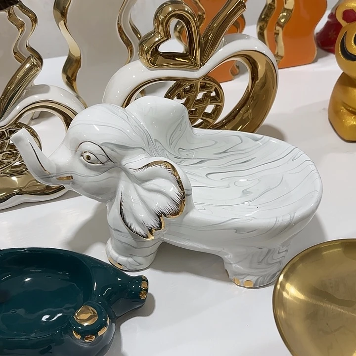 陶瓷白色大象收纳
