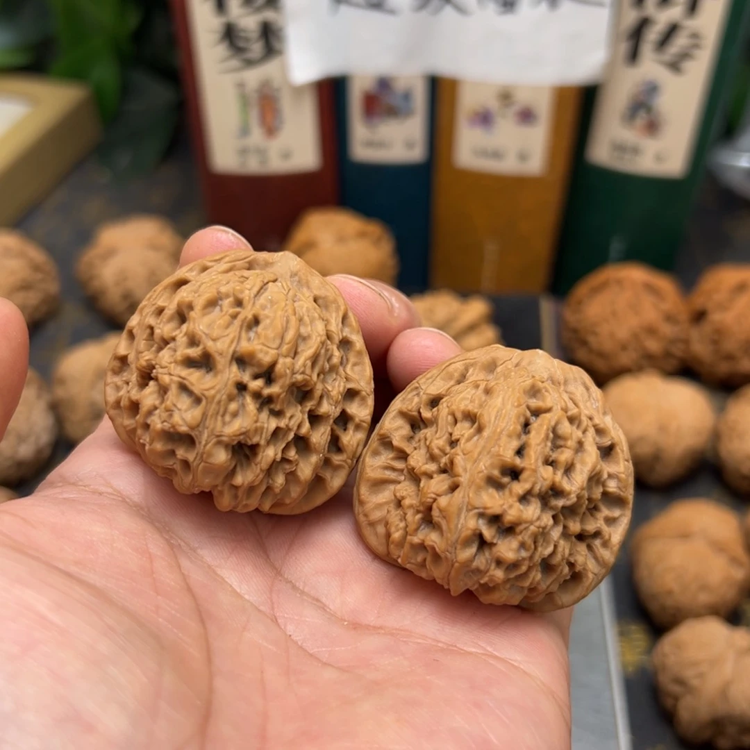 文玩核桃把件青****e42南疆石