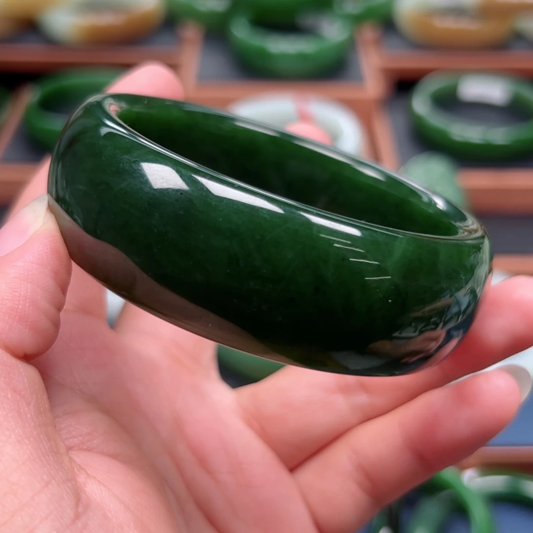 未镶嵌手镯和田玉（碧玉）6263