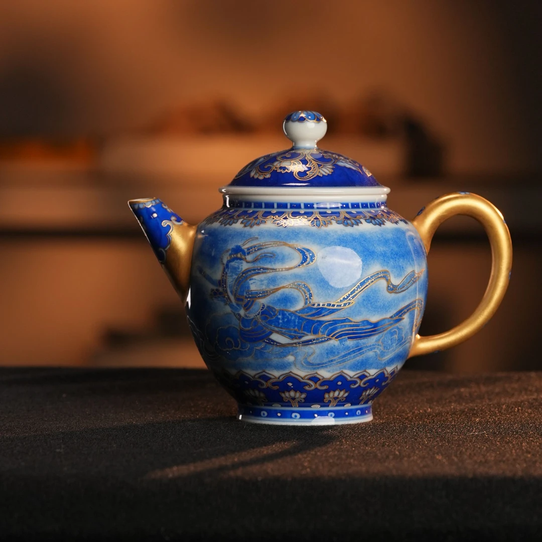 【景德詺兮】描金飞天青花拓壶