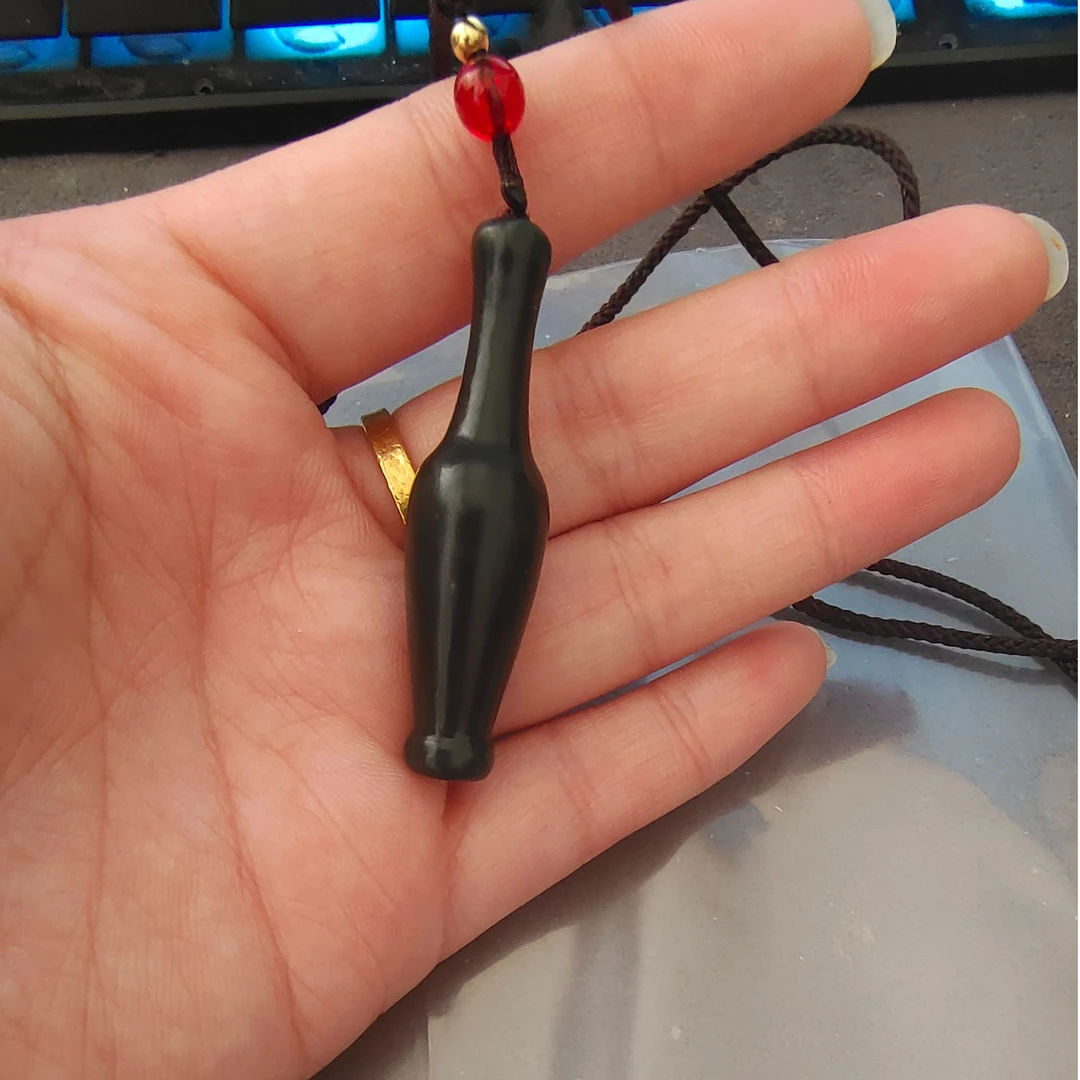 新疆和田玉小瓶子时尚纯手工创意