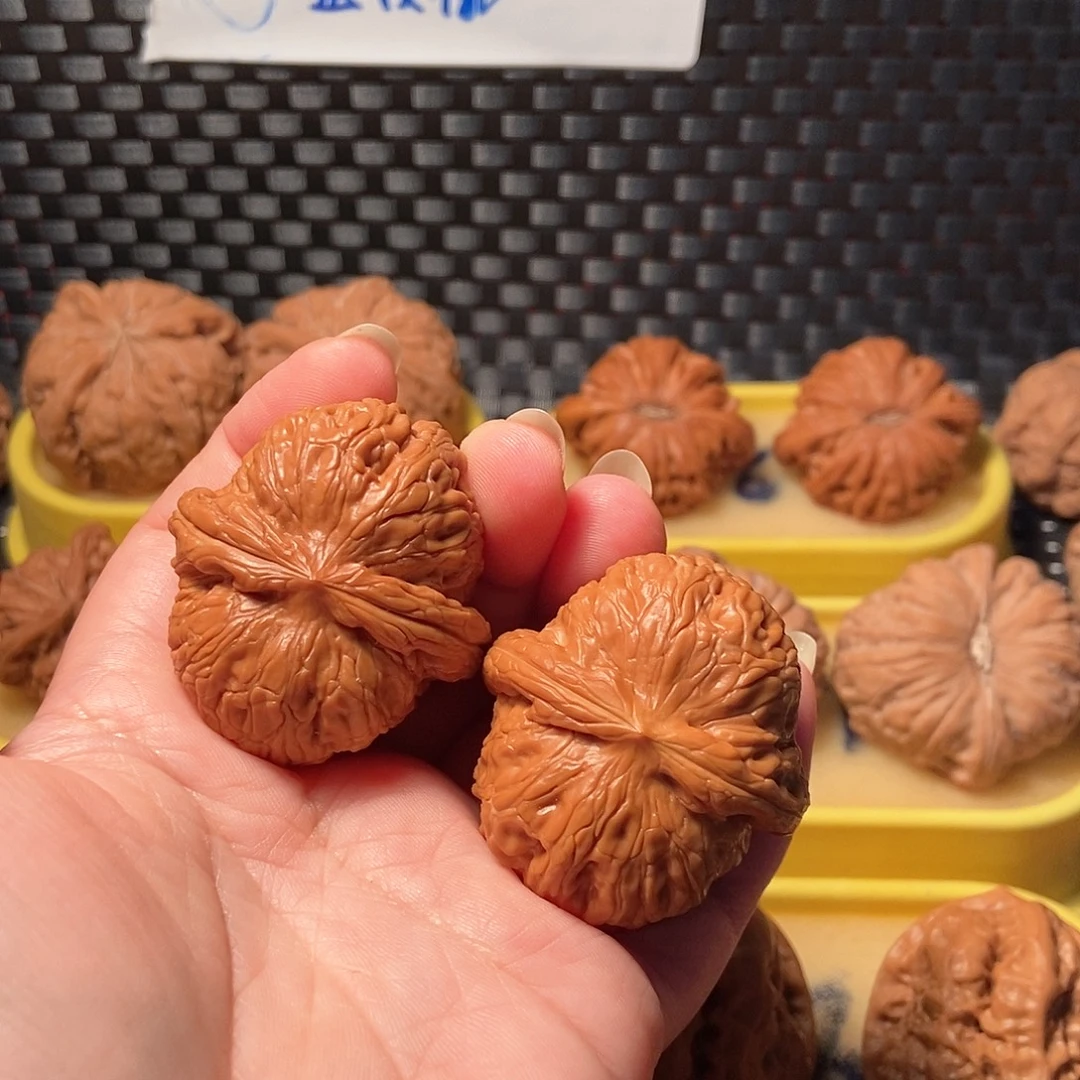 文玩核桃吊坠元宝6