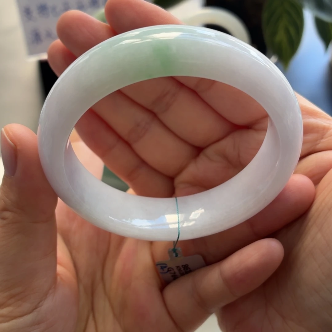 翡翠未镶嵌手镯天然