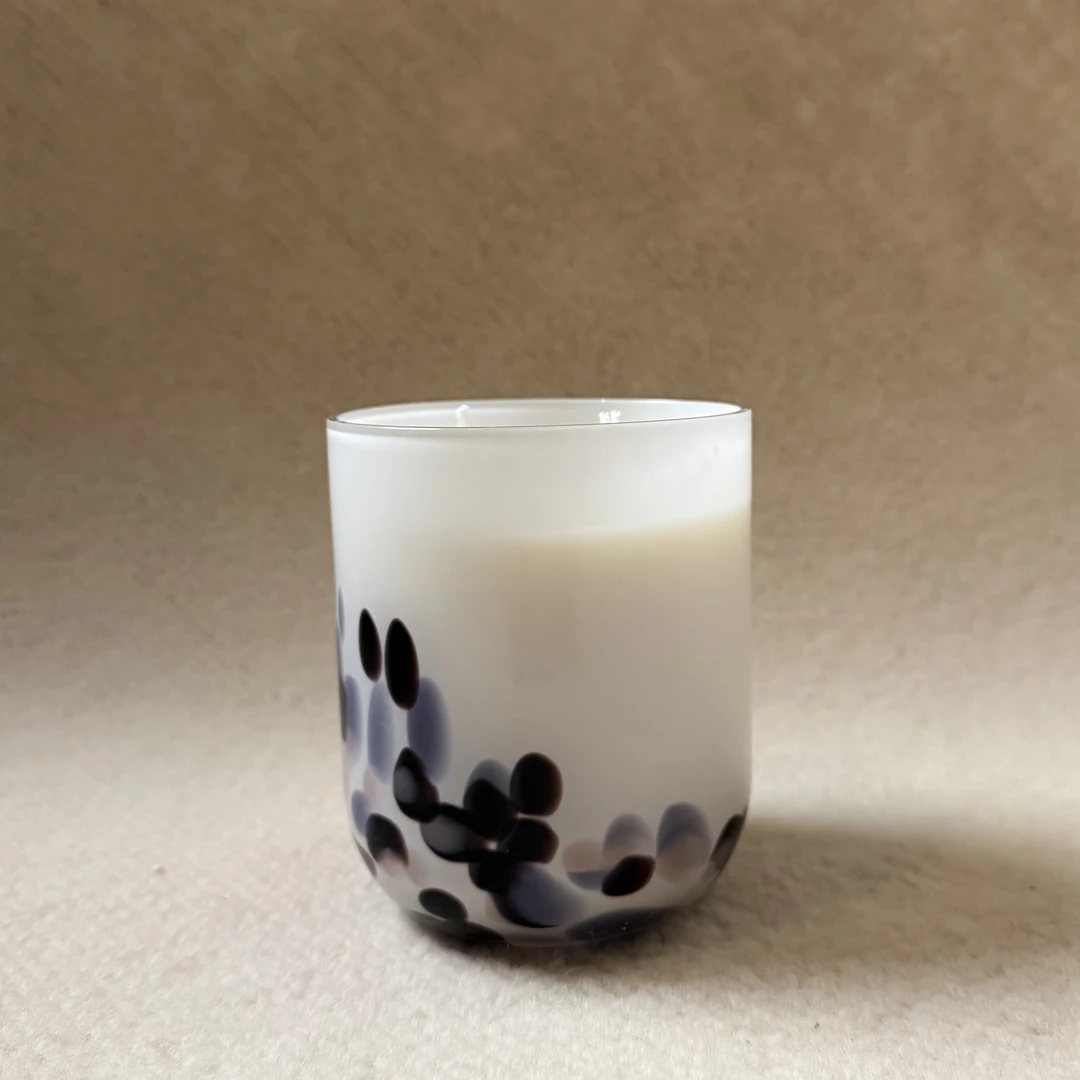 紫色彩点手工琉璃杯香薰蜡烛檀香沉木