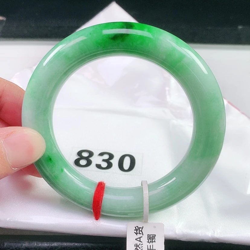 【闪购商品】未镶嵌手镯（圆镯）翡翠830