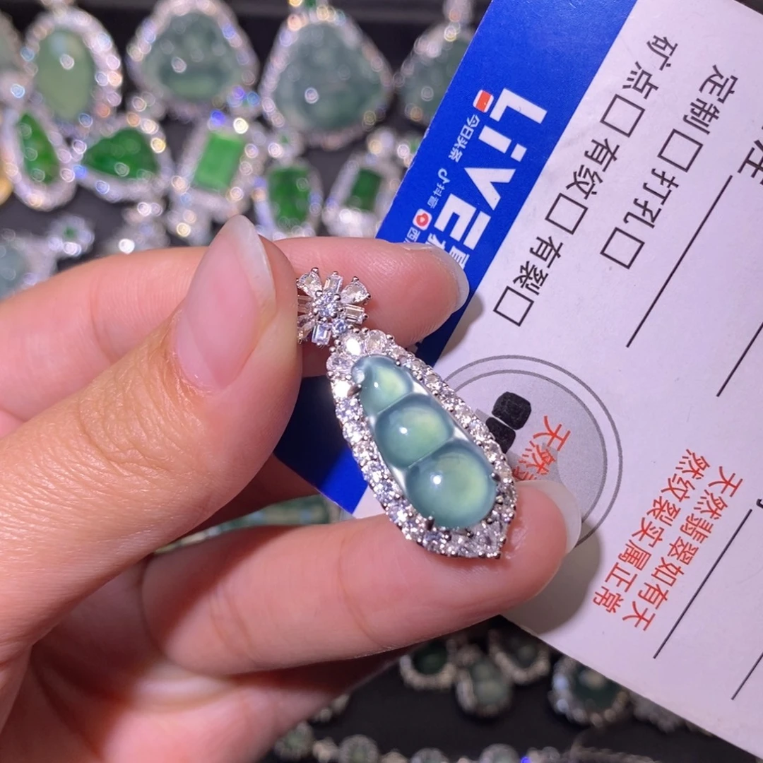 翡翠未镶嵌颈饰天然