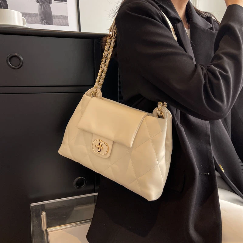 今年流行简约包包女2023新款潮春夏季菱格链条新月时尚百搭单肩包