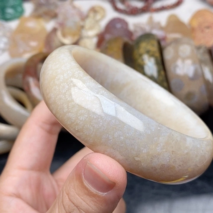 硅化玉手镯未镶嵌62