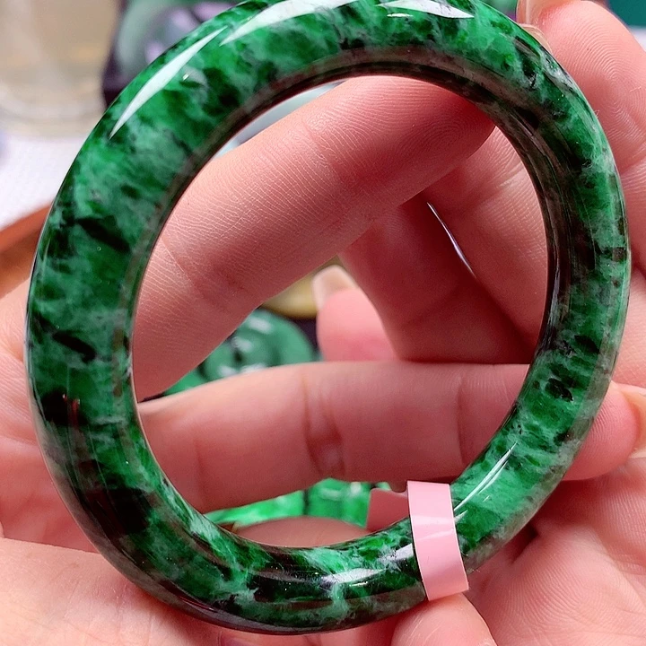 翡翠未镶嵌手镯翡翠手镯