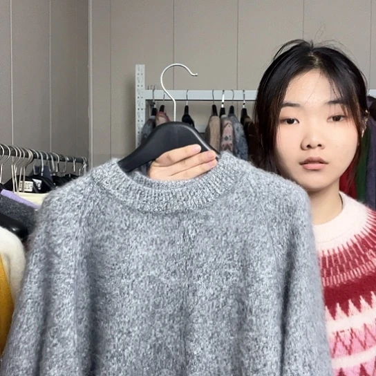 灰色花纱拉链开衫大码浅灰