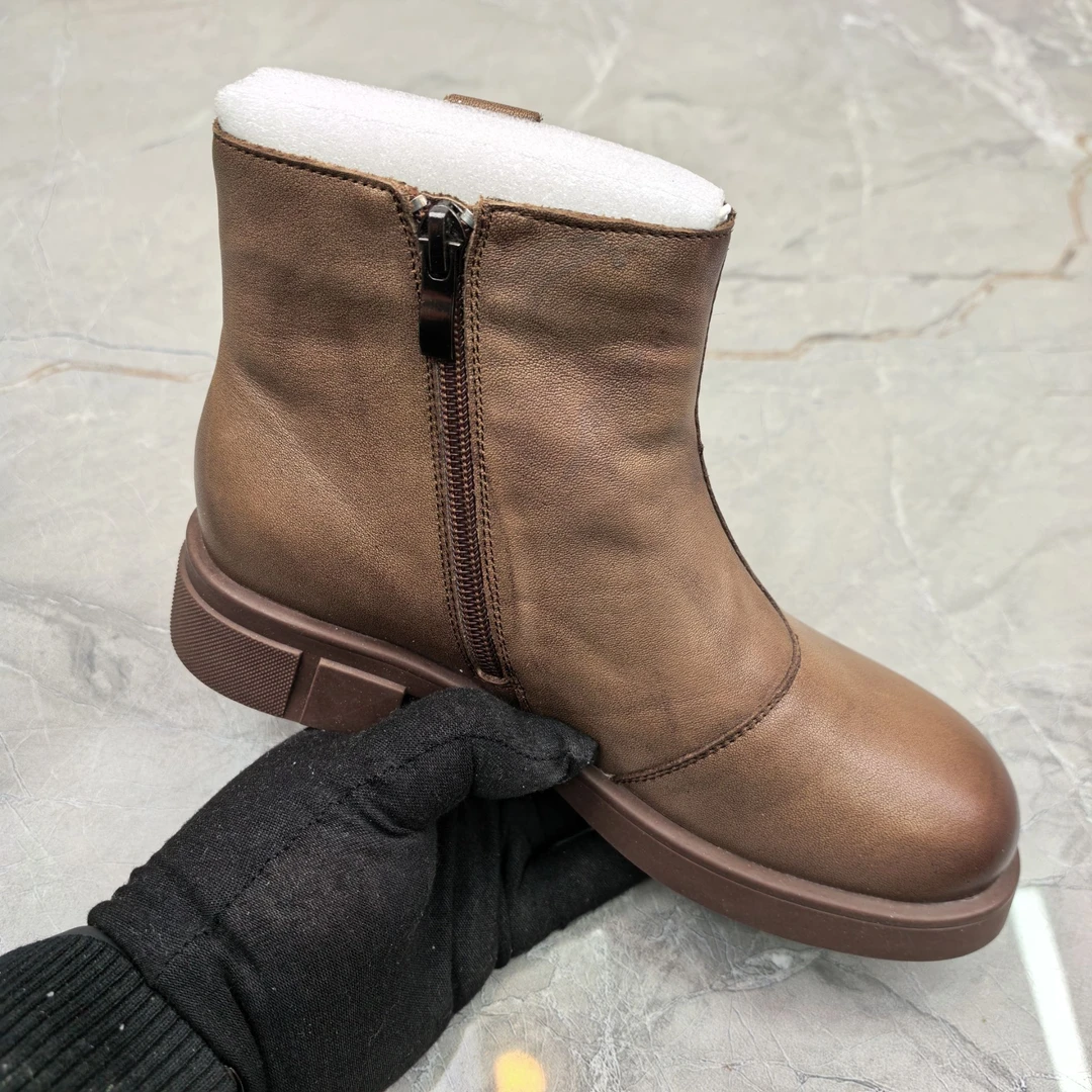 a（孤品）36码粗跟女靴(牛皮)905-3